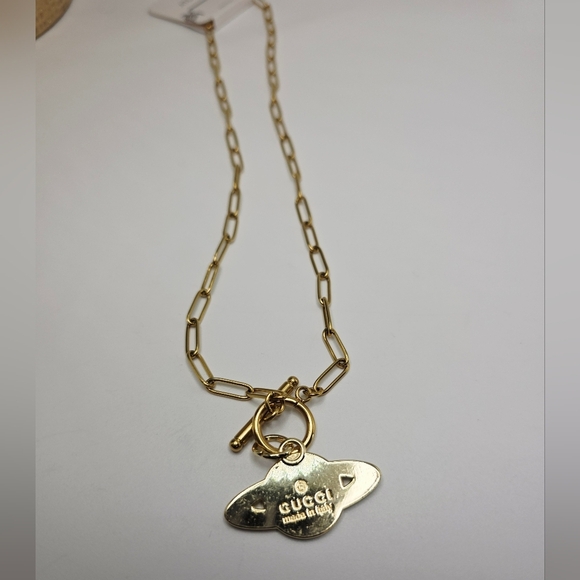 Gucci Gold Pendant Necklace - Picture 3 of 6